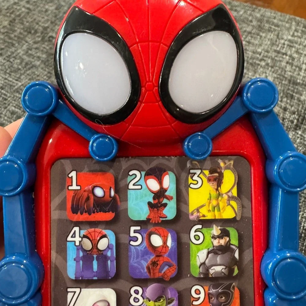 Spidey and His Amazing Friends Toy Cell Phone Lights Sounds Numbers Role Play